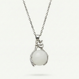 Weiße Quarz Embrace Halskette Silber