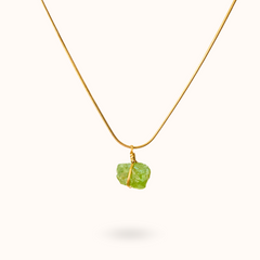 Gemstone Necklace Raw Peridot (Change) Stone Gold