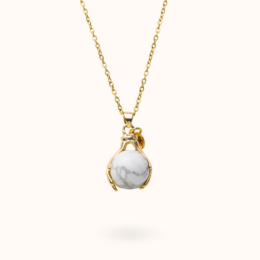 Howlite Embrace Necklace Gold