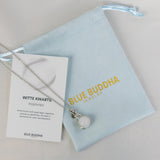 Weiße Quarz Embrace Halskette Silber