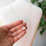 Bergkristal ruwe steen ketting zilver