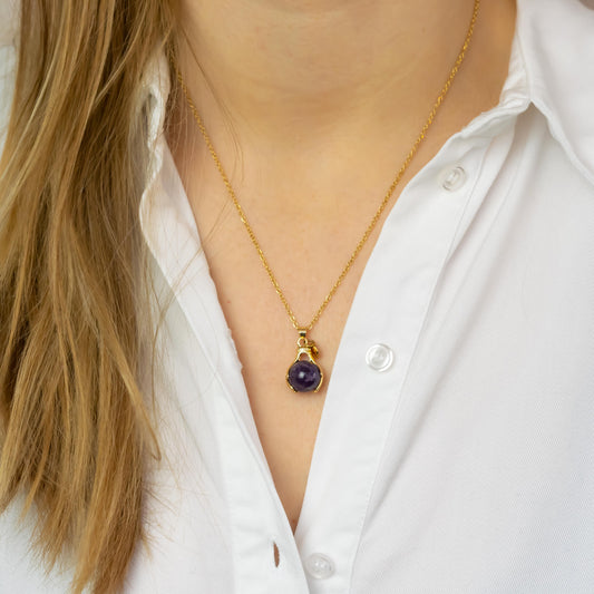 Amethyst Embrace Necklace Gold